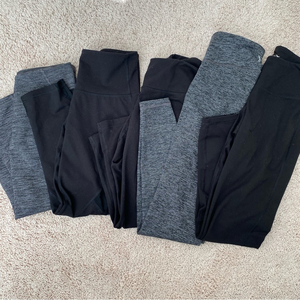Set of 5 Old Navy Activewear Leggings